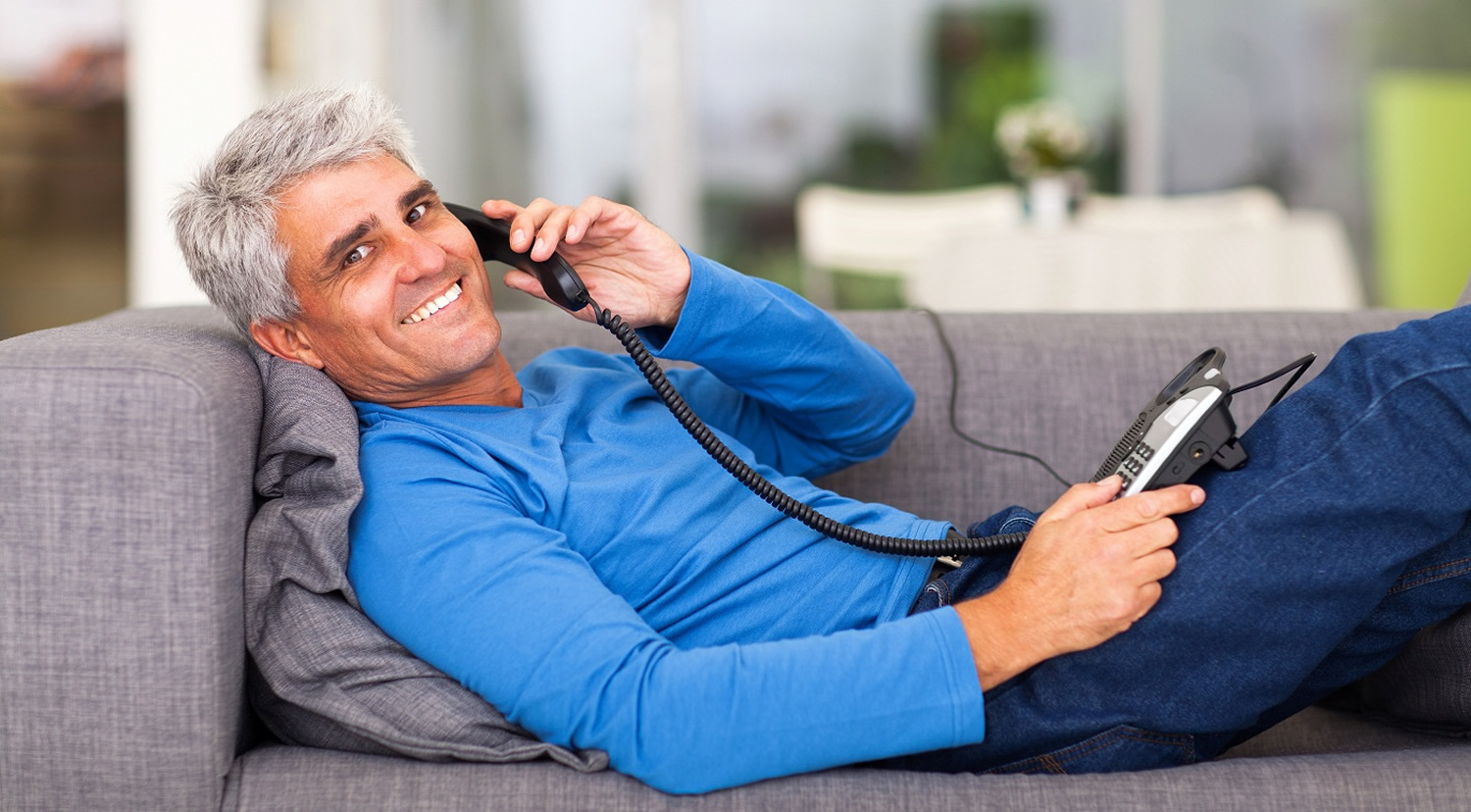 Happy_phone_WEB_shutterstock_136749164